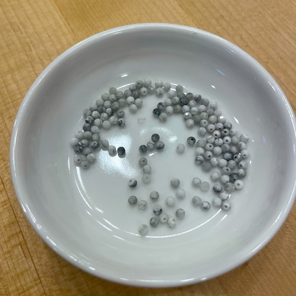 Handmade 14k gold filled bead stretch malachite bracelet - Picture 11 of 14